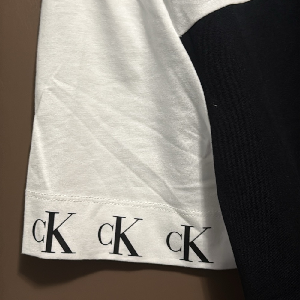 Calvin Klein Men's Black and White Polo Shirt Size S - Picture 5 of 6